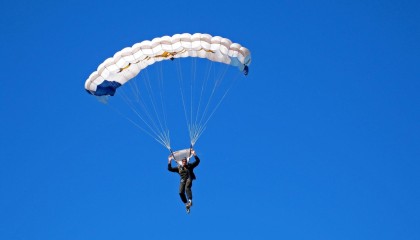 开云娱乐-哥伦比亚青少年马术选手在2024年全国青少年马术锦标赛中表现出色，获得多项荣誉。
